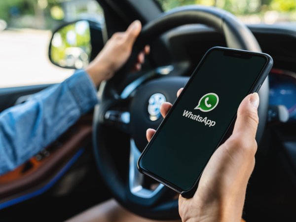 Oostendorp Autolease - Verzekeraars waarschuwen: appen achter het stuur kan lijden tot persoonlijk faillissement