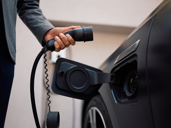 Oostendorp Autolease - Profiteer in 2025 van 17% bijtelling op EV leaseauto’s